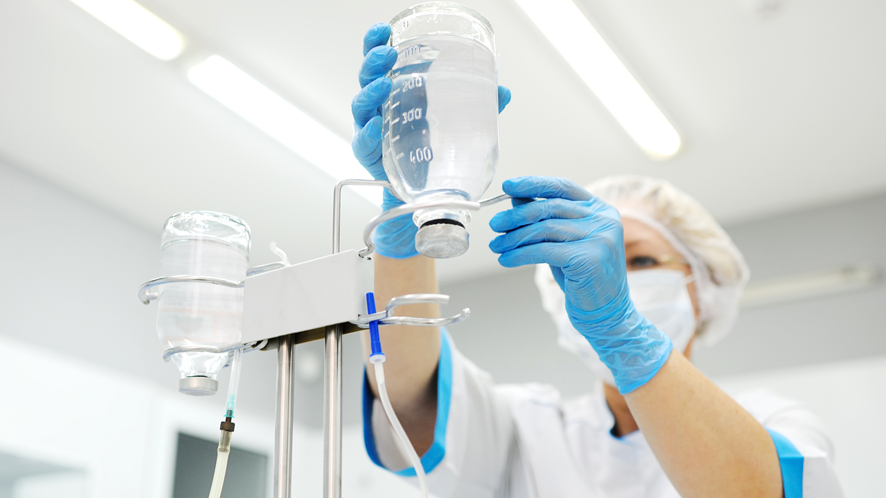 Установка медицинских капельниц на дому